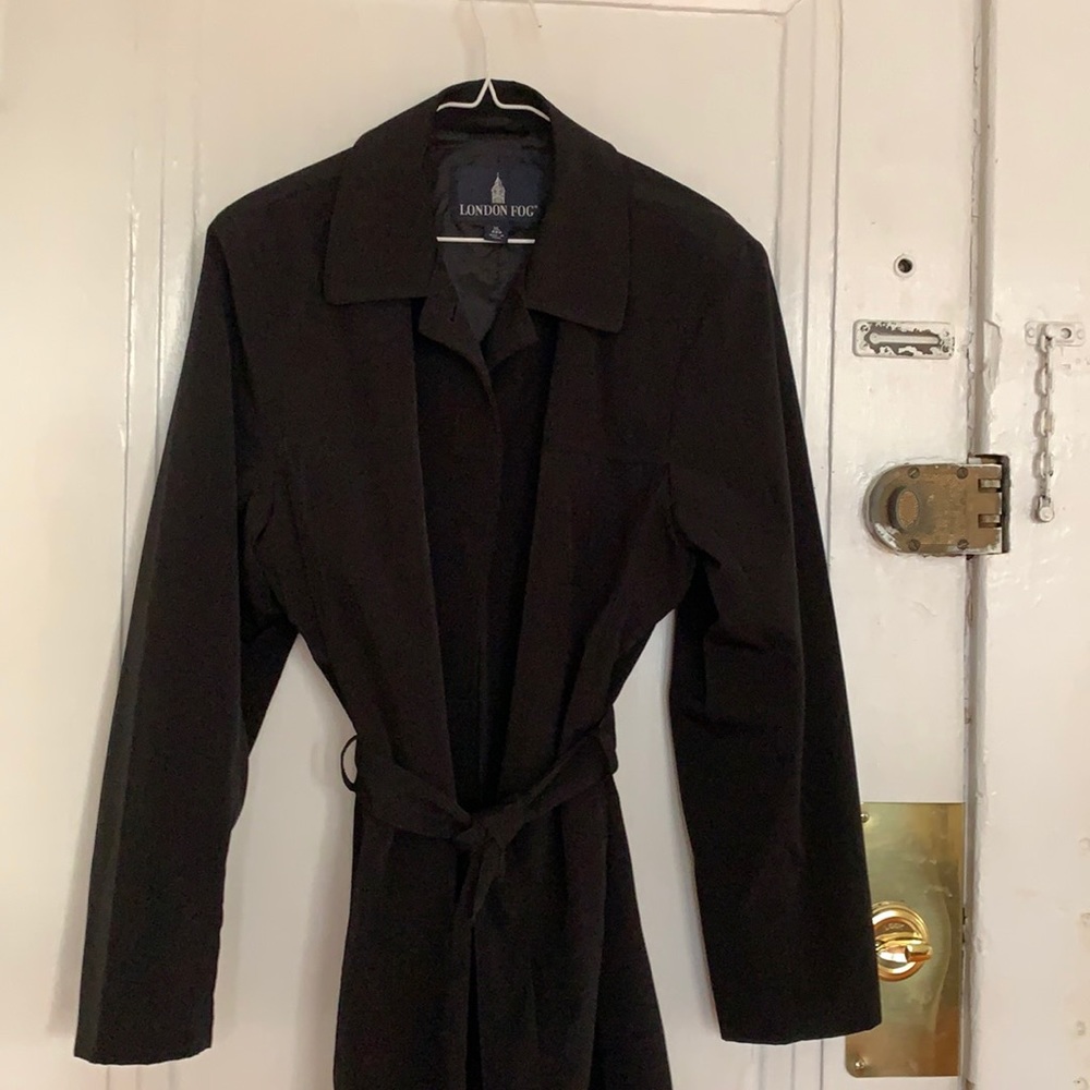 LONDON FOG Black Nylon Luxury outerwear Coat w/ waist tye Size: XL